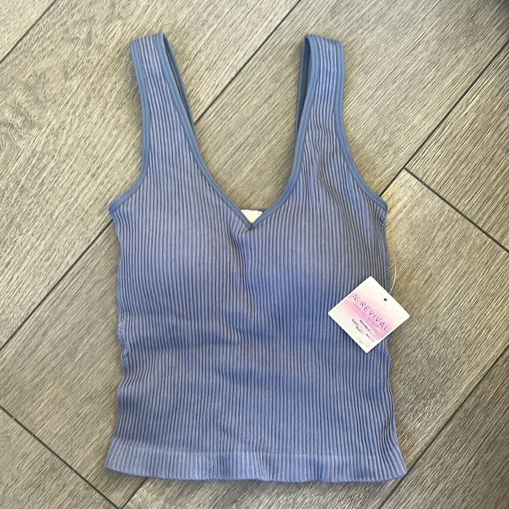 Altered state ribbed tank with built-in bra